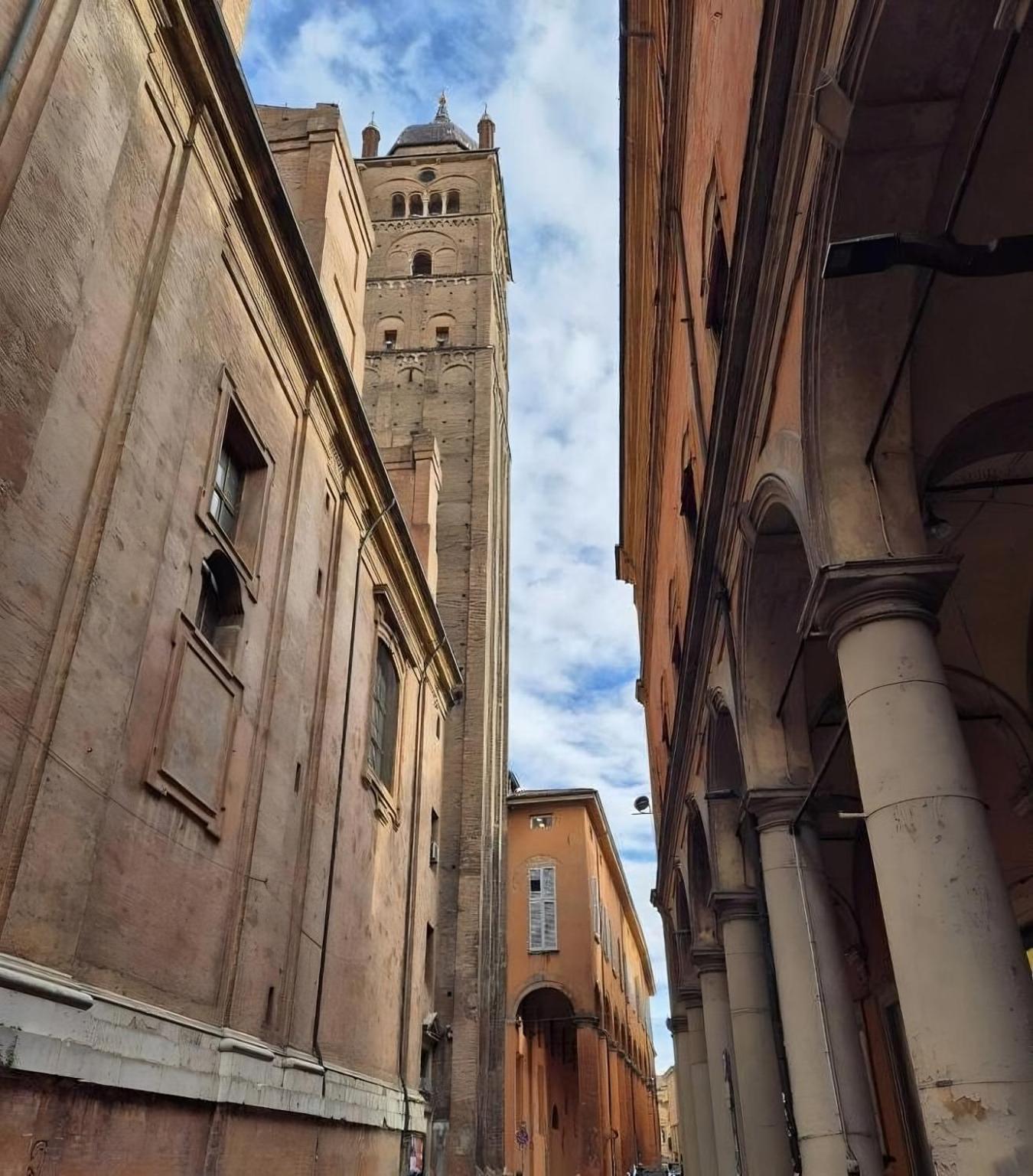 Aviana Suite Bologna Kültér fotó